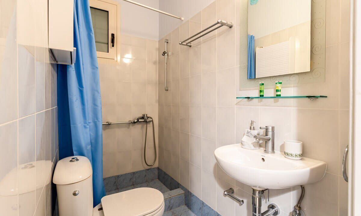 Photo of Bathroom in Kitries