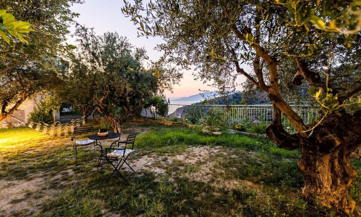 Photo of Outdoor in Kitries