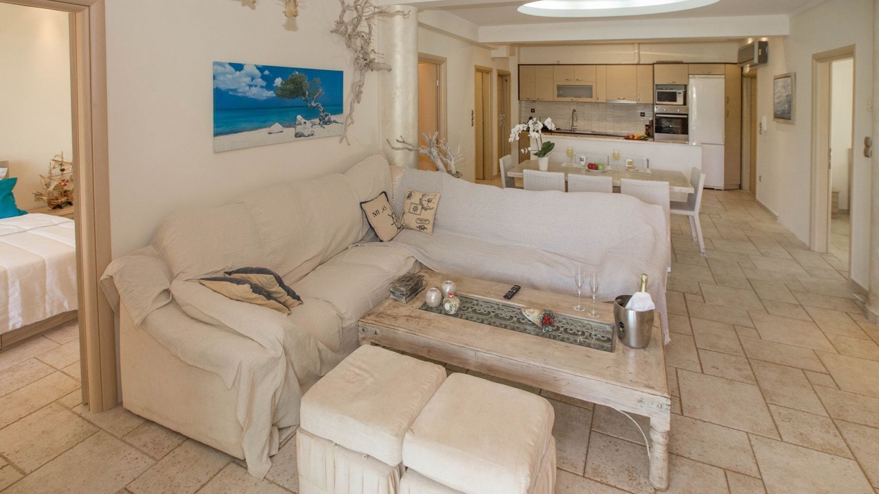 Photo of Livingroom in Marathon