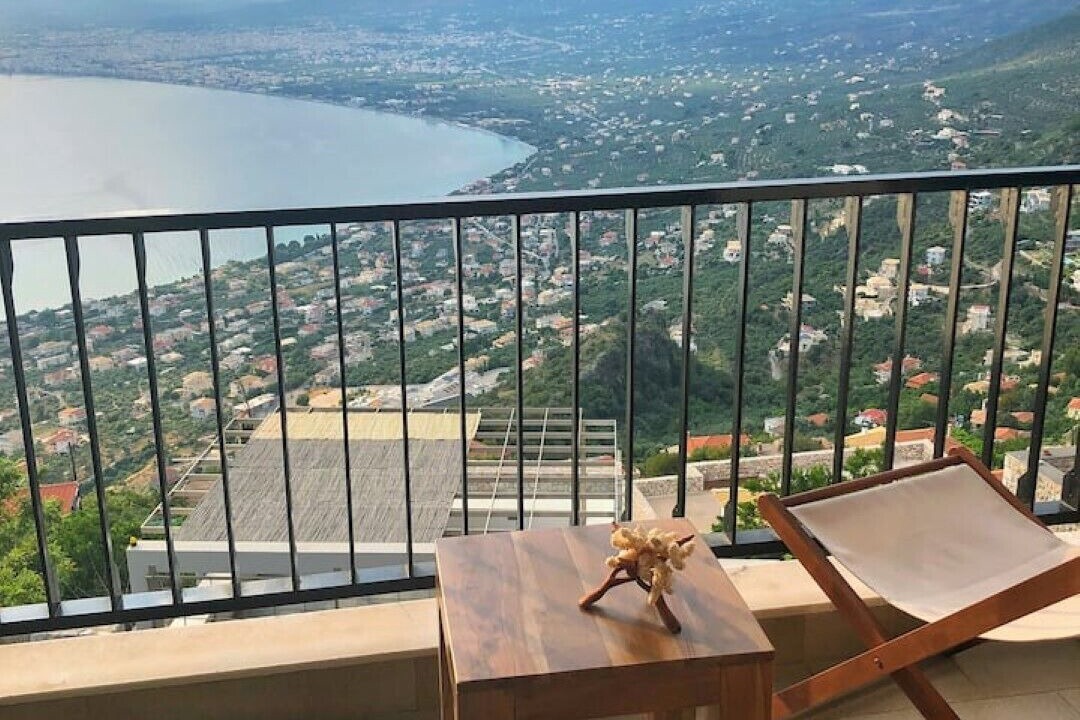 Photo of Outdoor in Diasella