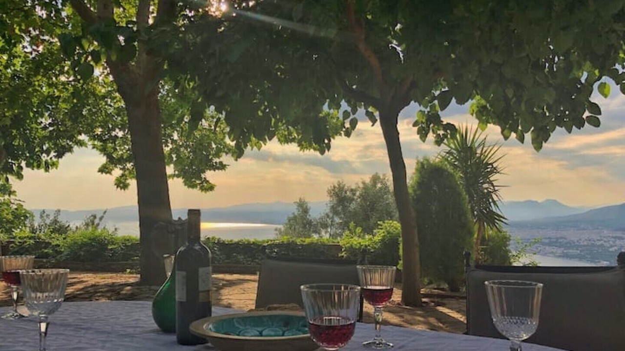 Photo of Outdoor in Diasella