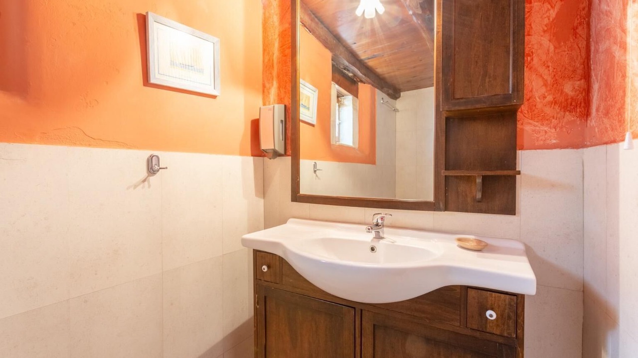 Photo of Bathroom in Monopari