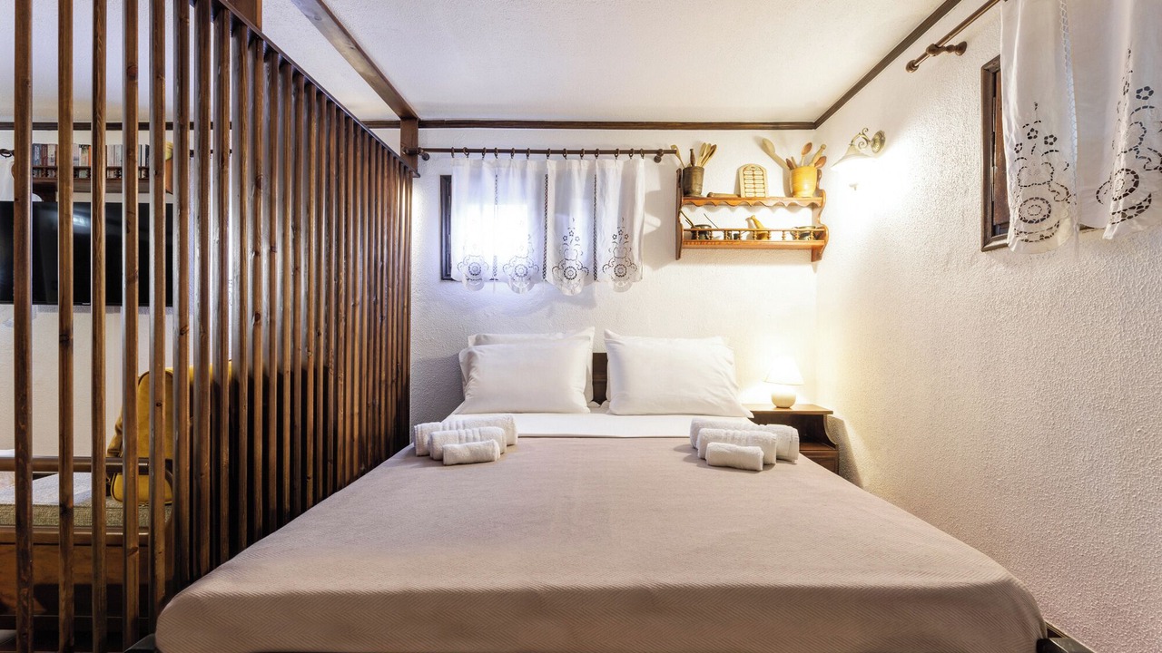 Photo of Bedroom in Nea Propontida