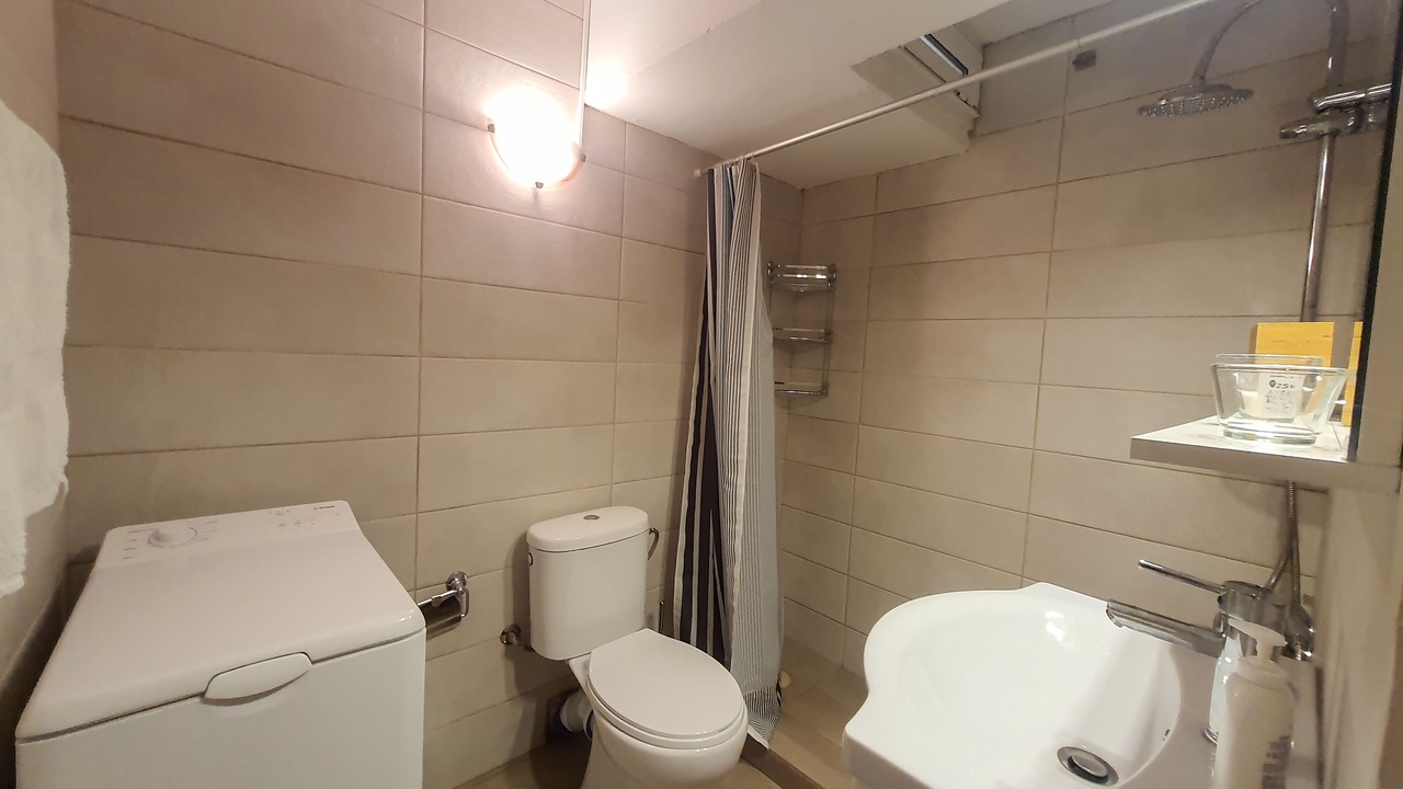 Photo of Bathroom in Saronida