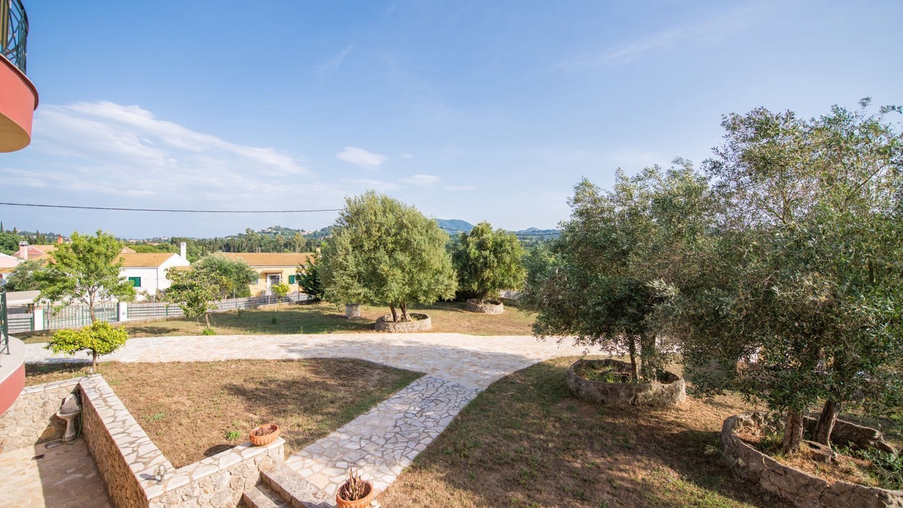 Photo of Outdoor in Afra