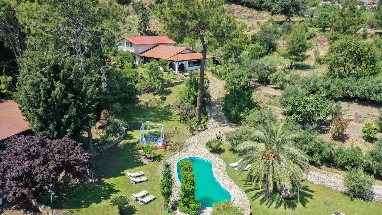Photo of Outdoor in Salakos