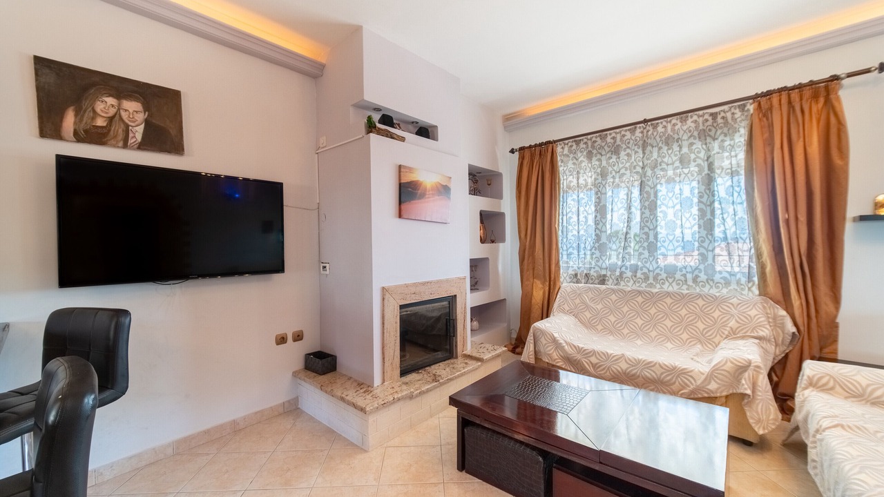 Photo of Livingroom in Petriti