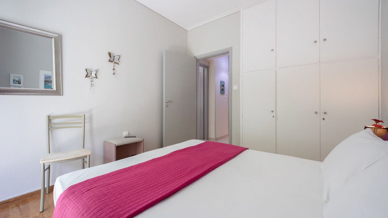 Photo of Bedroom in Neos Kosmos