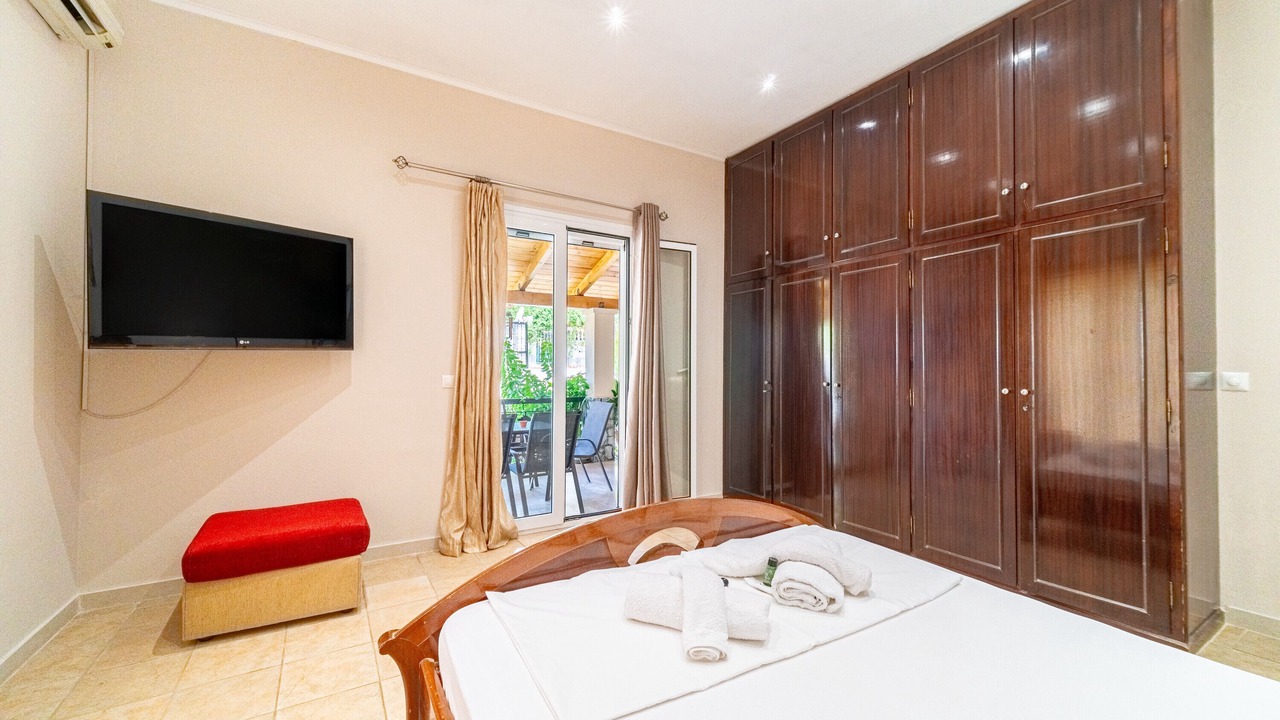 Photo of Bedroom in Chlomatiana