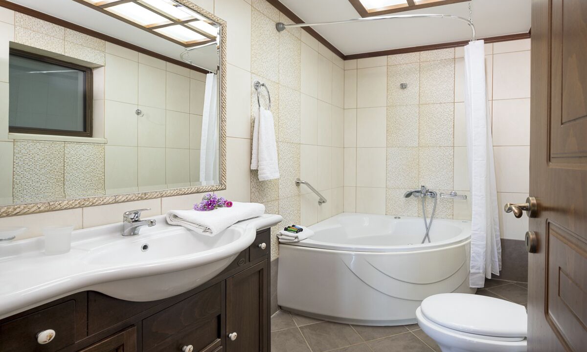 Photo of Bathroom in Kolymbari