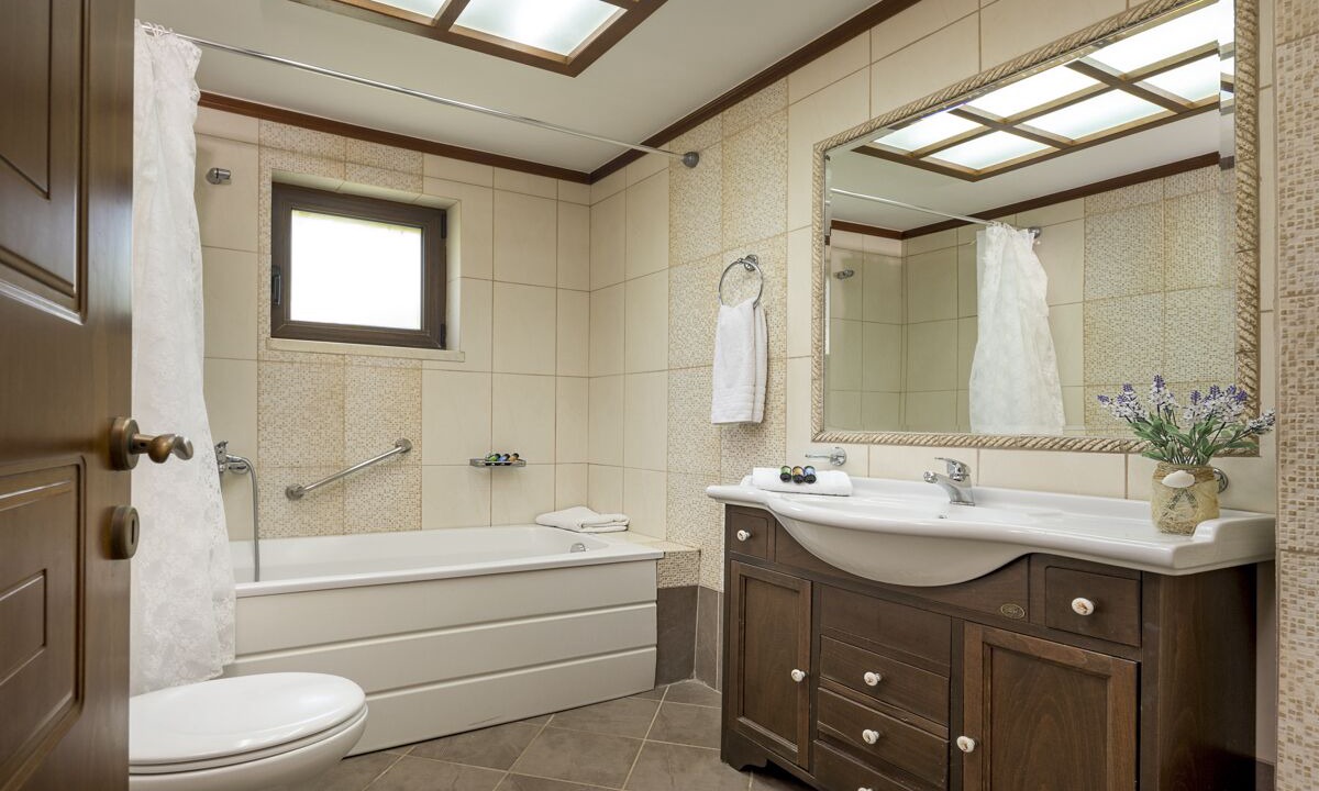 Photo of Bathroom in Kolymbari