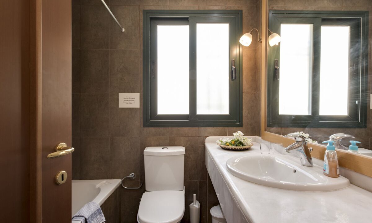 Photo of Bathroom in Pelekas