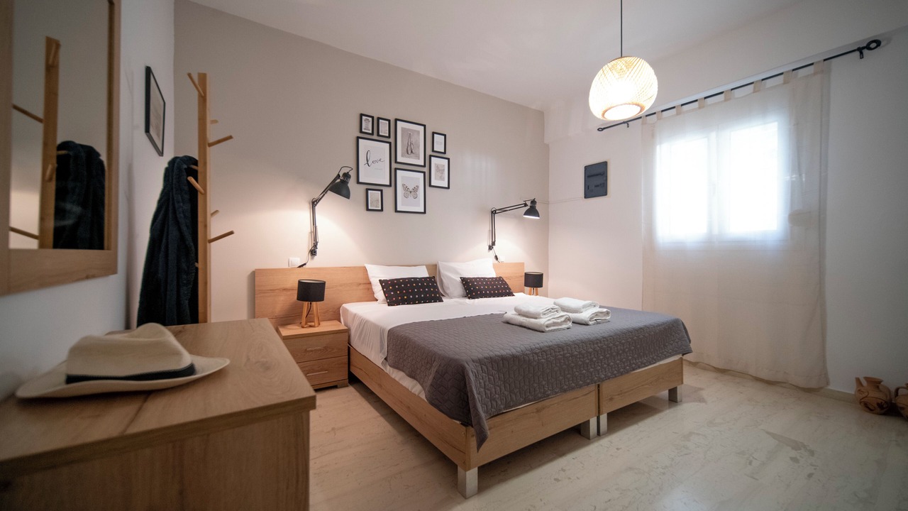 Photo of Bedroom in Matala