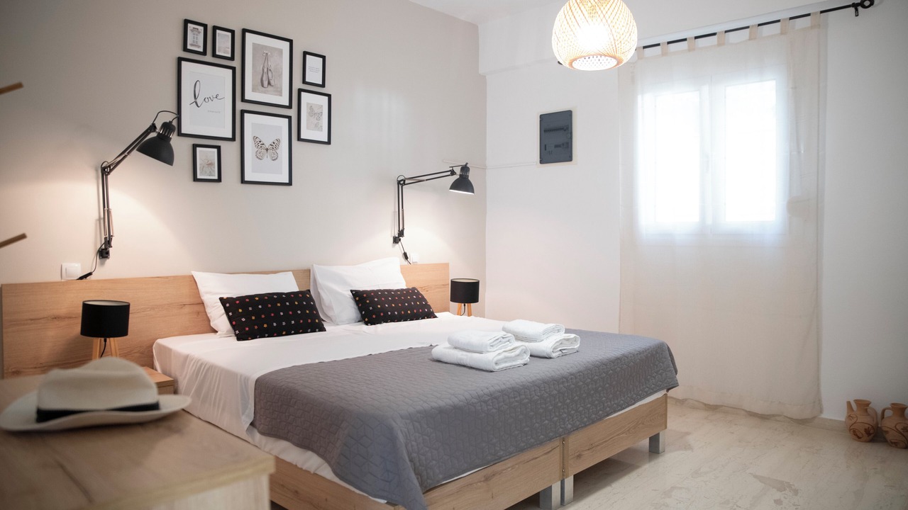 Photo of Bedroom in Matala