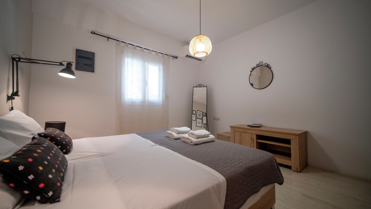 Photo of Bedroom in Matala