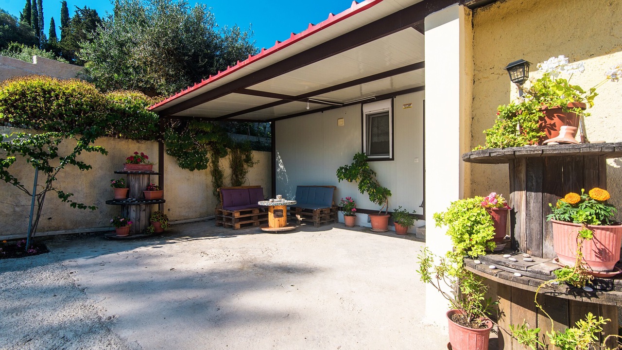 Photo of Patio Balcony in Sinarades