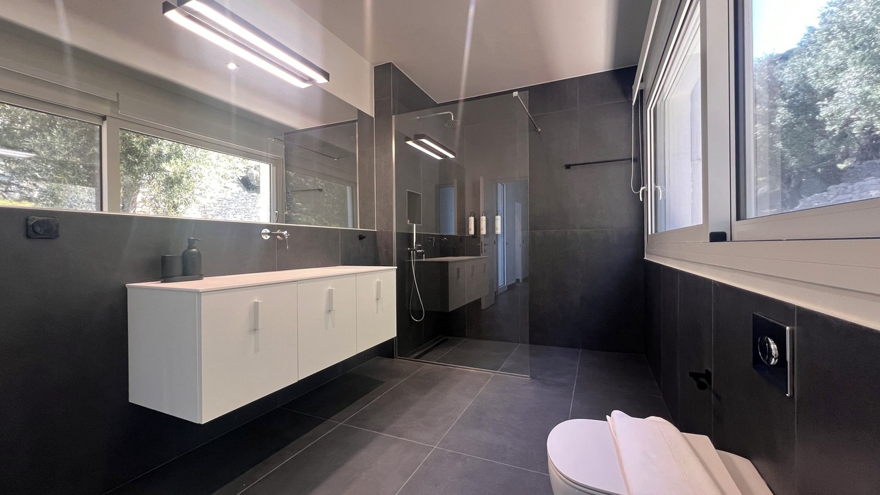 Photo of Bathroom in Barbati