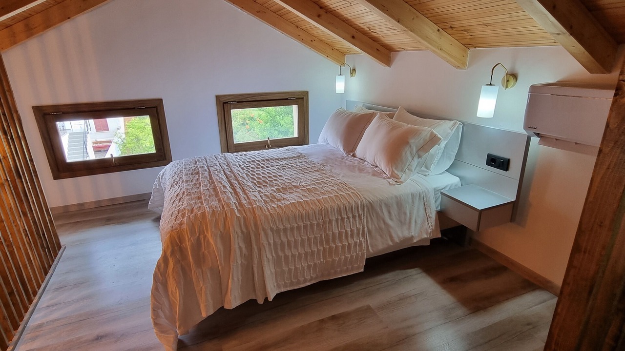 Photo of Bedroom in Skiathos Town