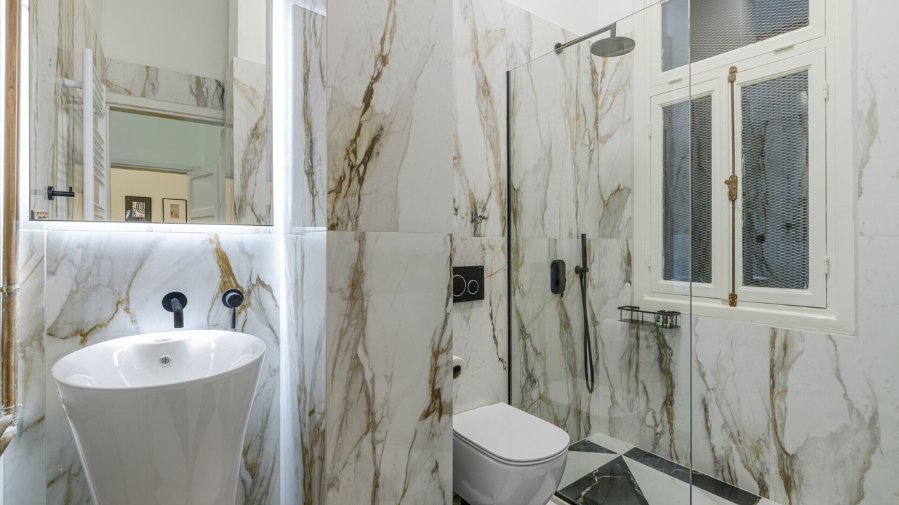 Photo of Bathroom in Plaka