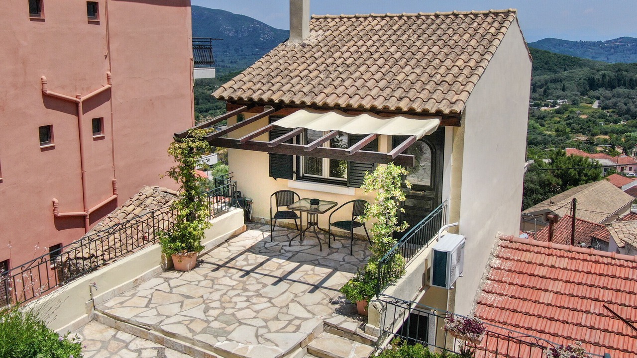 Photo of Patio Balcony in Dafnata