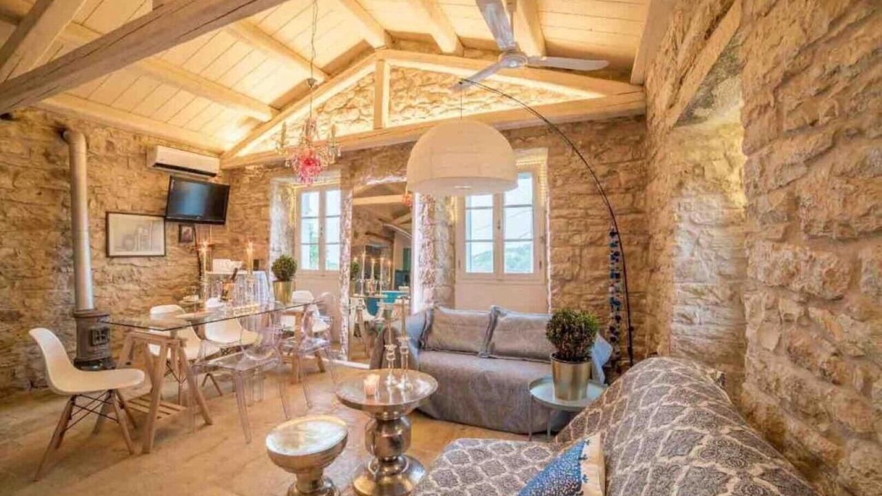 Photo of Livingroom in Longos