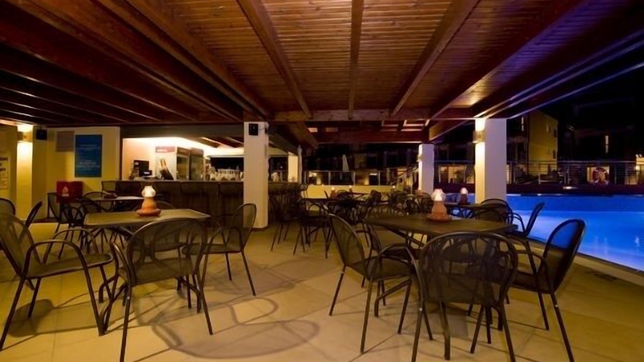 Photo of Others in Pefkos