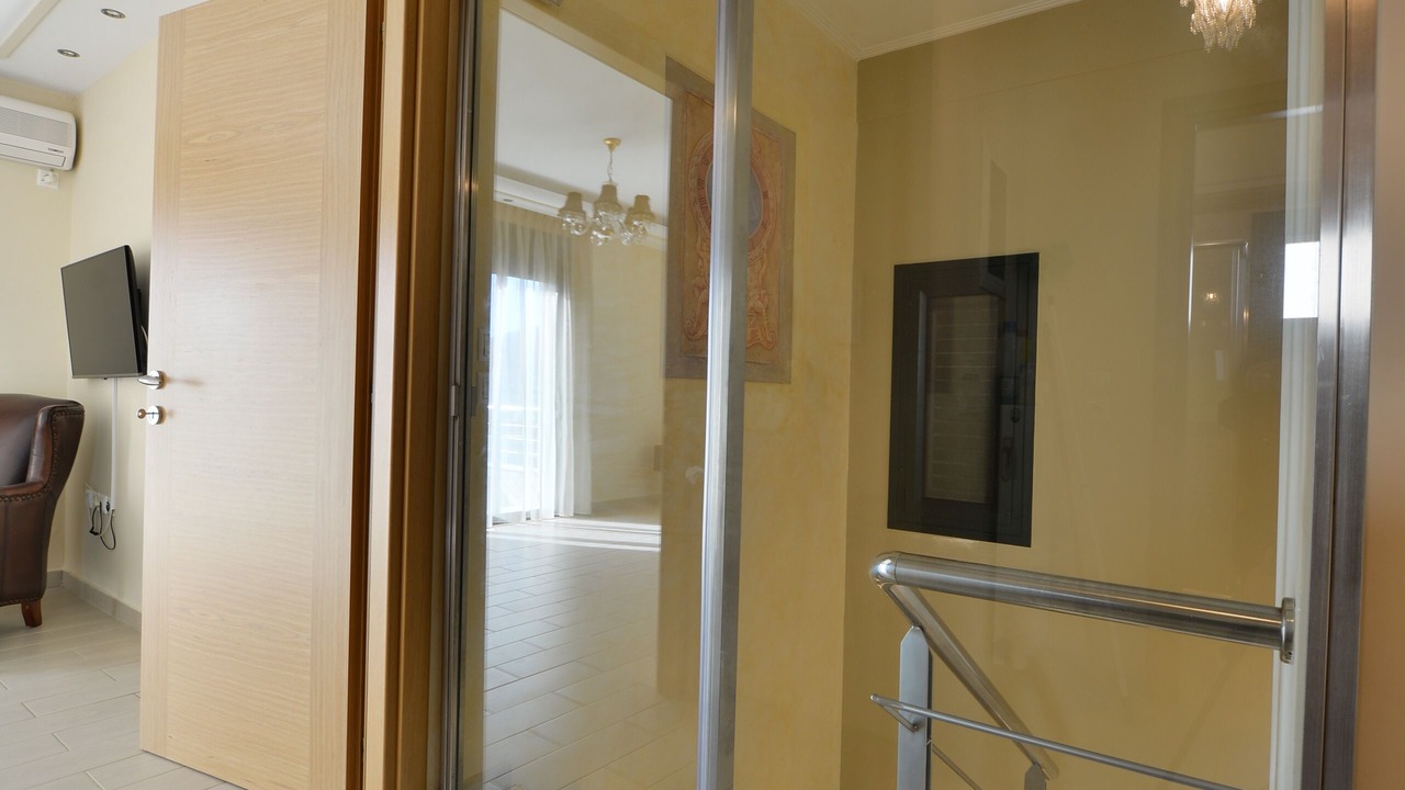 Photo of Others in Porto Rafti