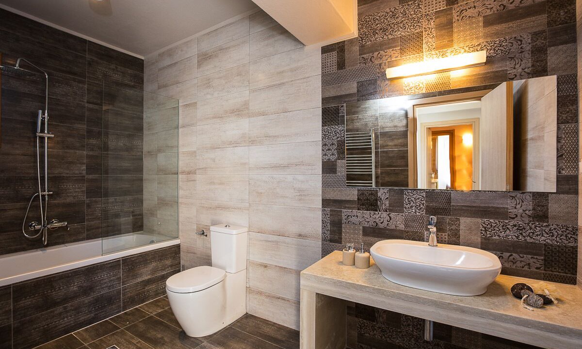 Photo of Bathroom in Kirianna