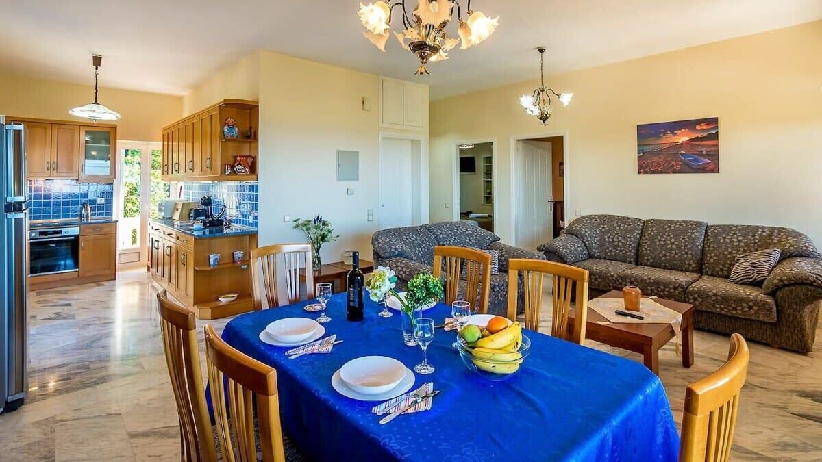 Photo of Bedroom in Polemarchi