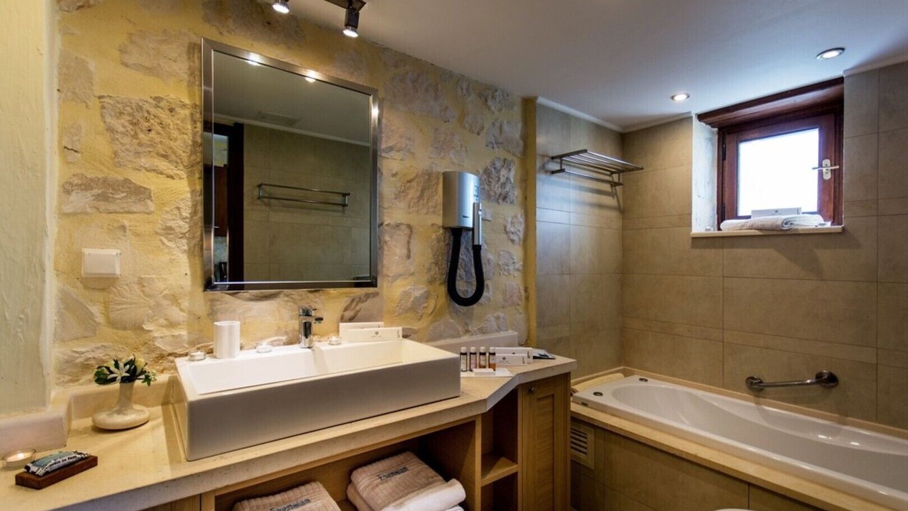 Photo of Bathroom in Marathias