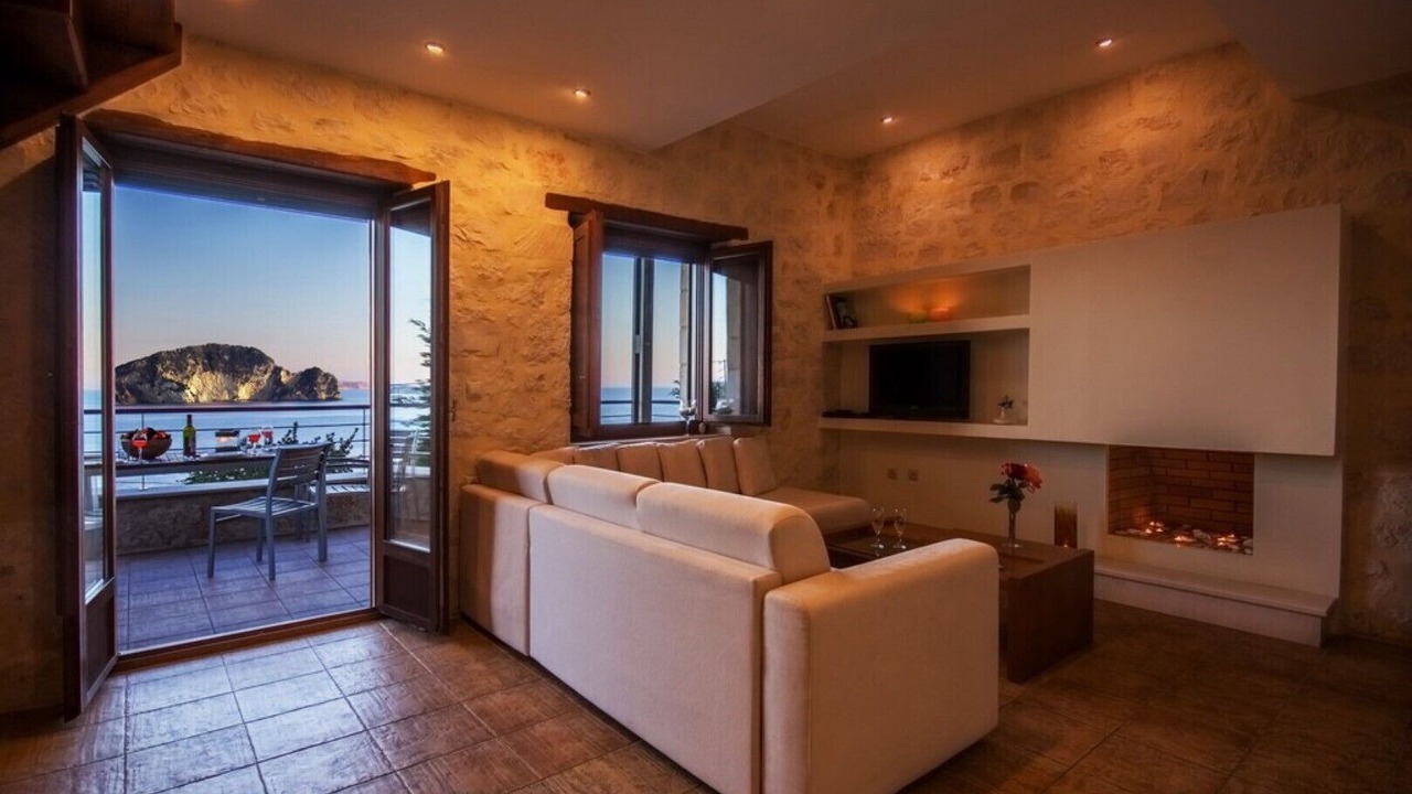 Photo of Livingroom in Marathias
