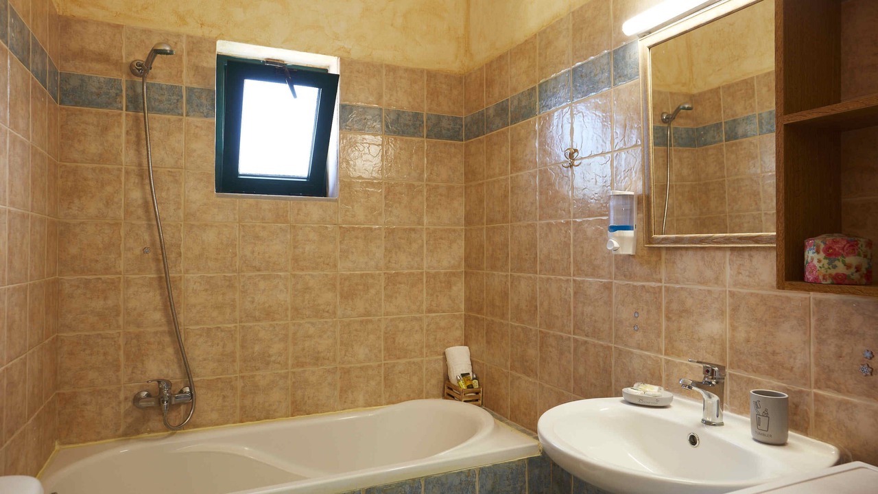 Photo of Bathroom in Geropotamos