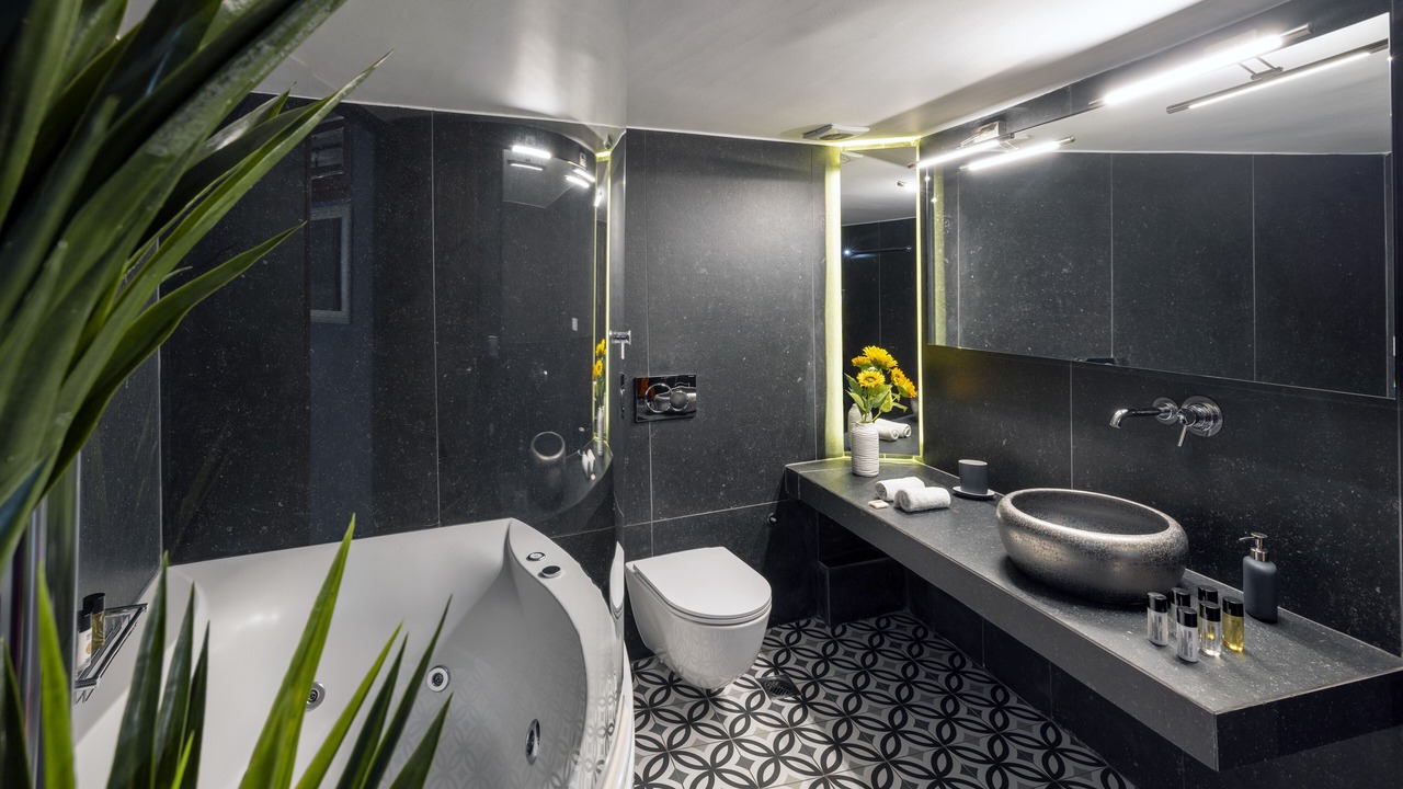 Photo of Bathroom in Thissio