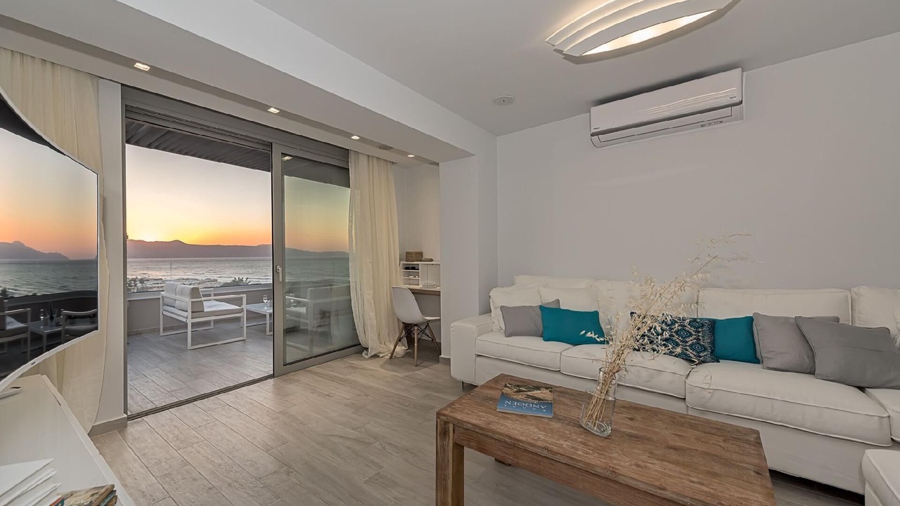 Photo of Livingroom in Platanias Town