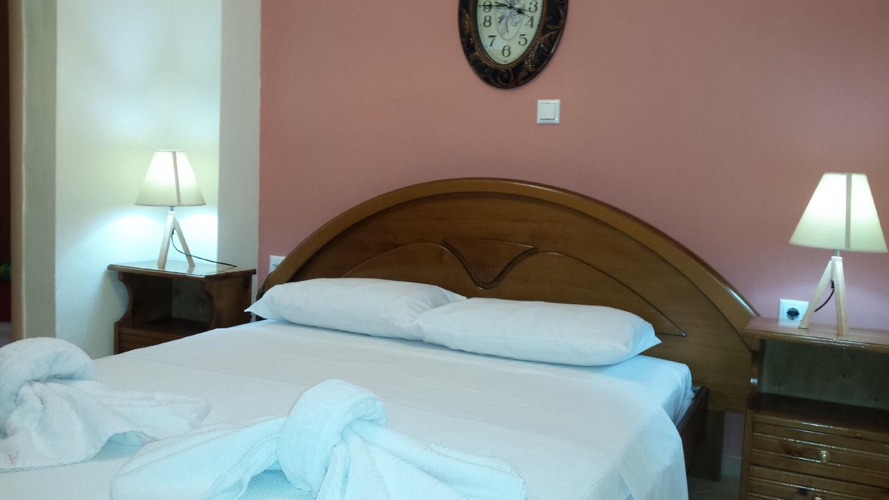 Photo of Bedroom in Kato Stalos