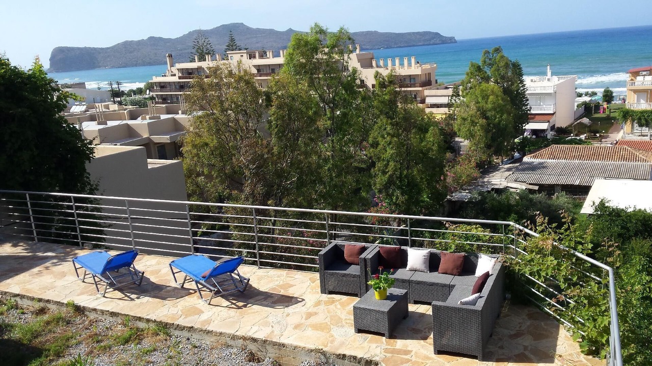 Photo of Patio Balcony in Kato Stalos