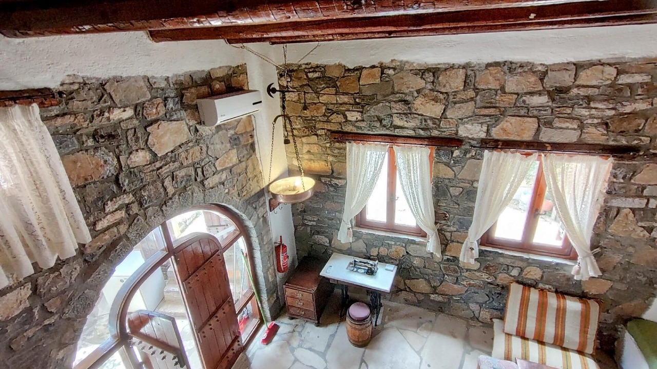 Photo of Livingroom in Mavrikiano