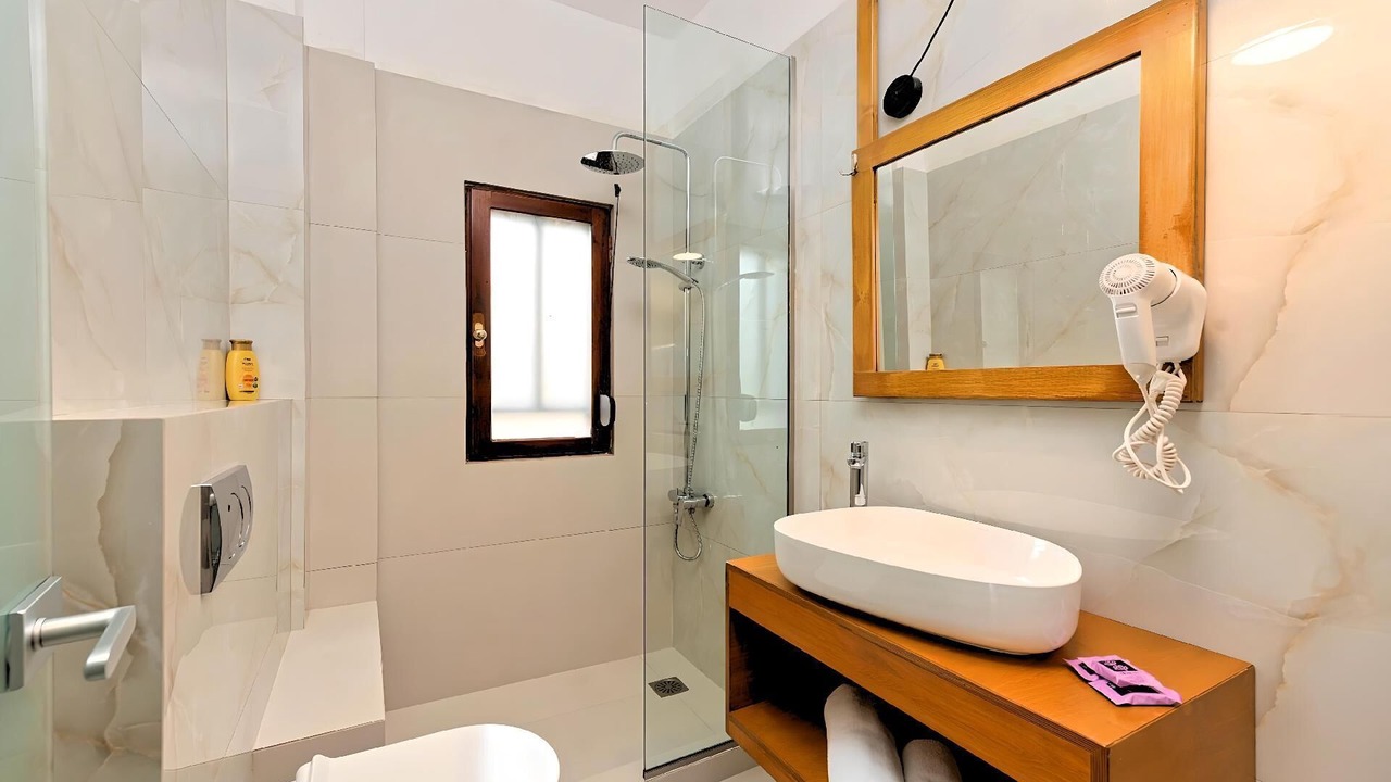 Photo of Bathroom in Kavros