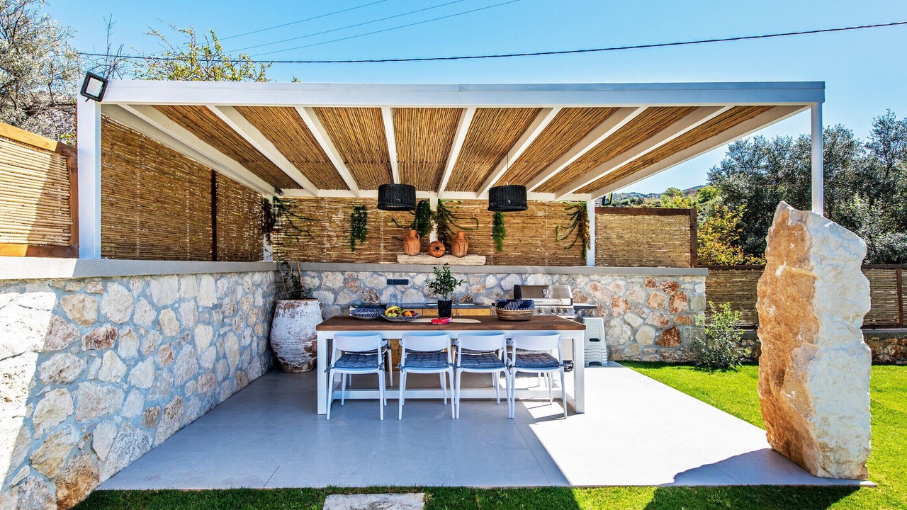 Photo of Outdoor in Gerani