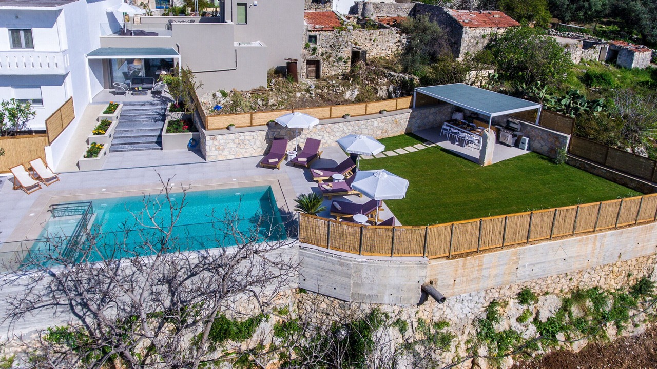 Photo of Outdoor in Gerani