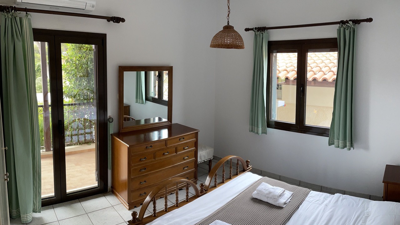 Photo of Bedroom in Lavreotiki