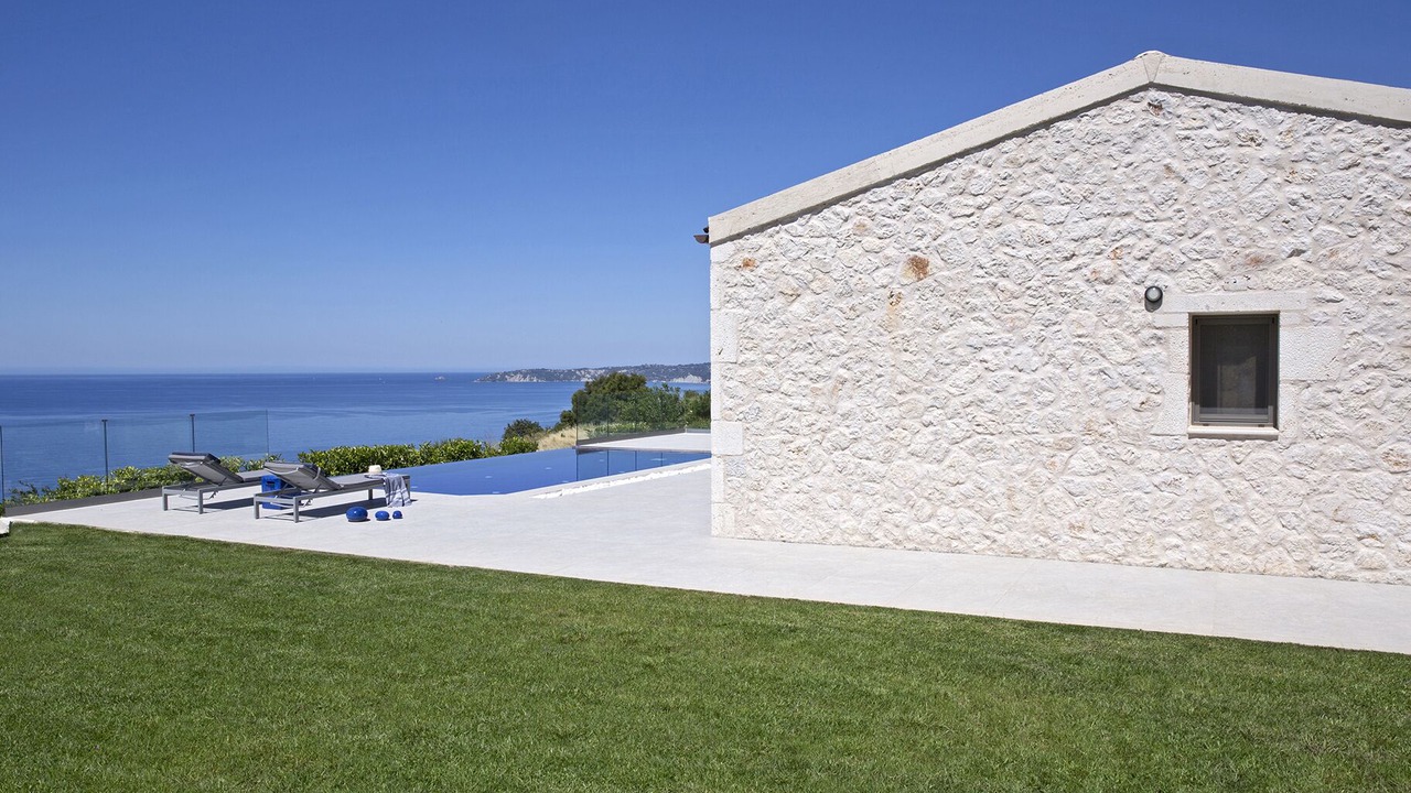 Photo of Outdoor in Plateies