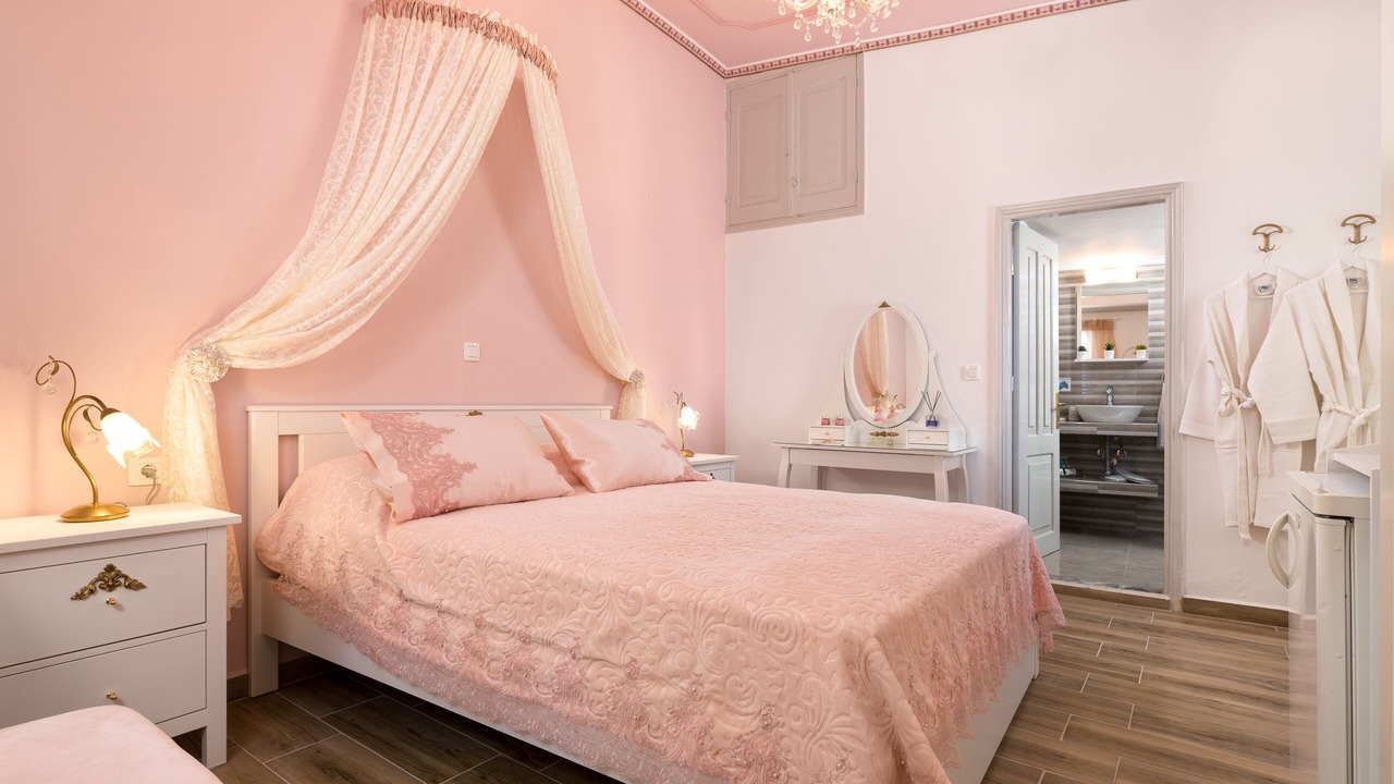 Photo of Bedroom in Symi