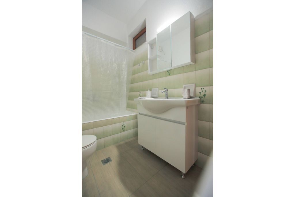 Photo of Bathroom in Kalambaka