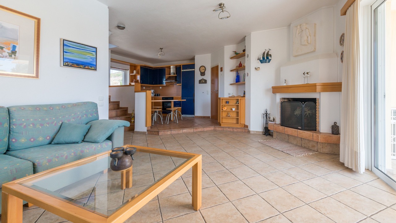 Photo of Livingroom in Lavreotiki