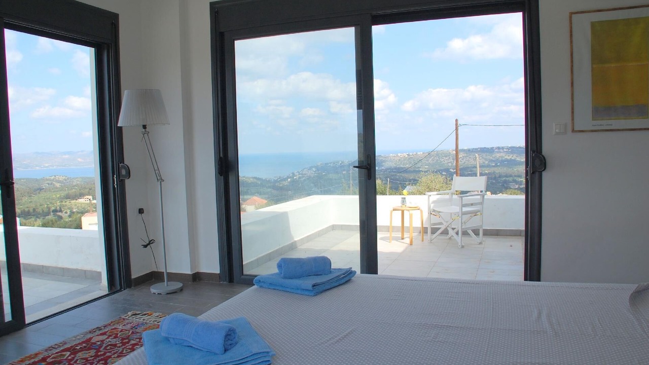 Photo of Bedroom in Douliana