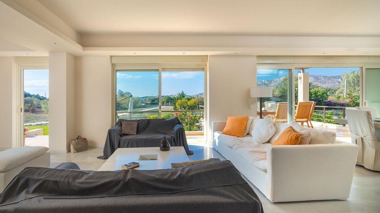 Photo of Livingroom in Lavreotiki