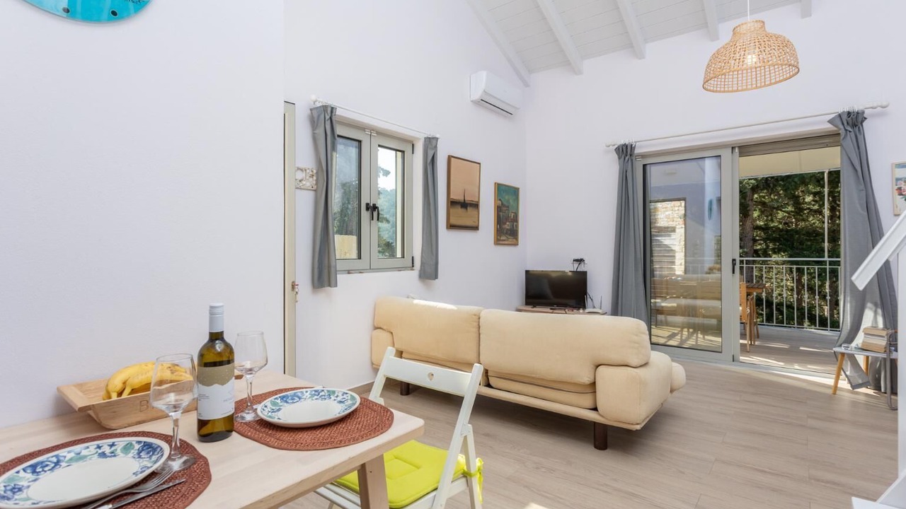 Photo of Bedroom in Koutsi