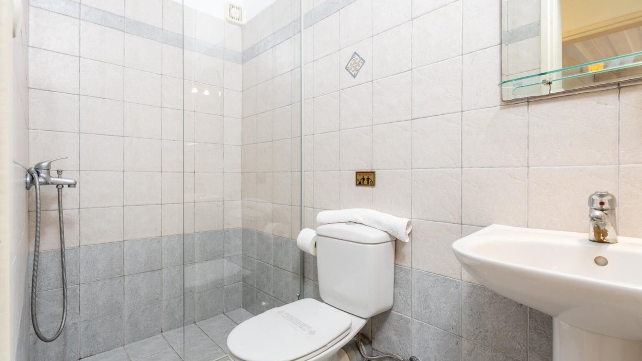 Photo of Bathroom in Kounopetra