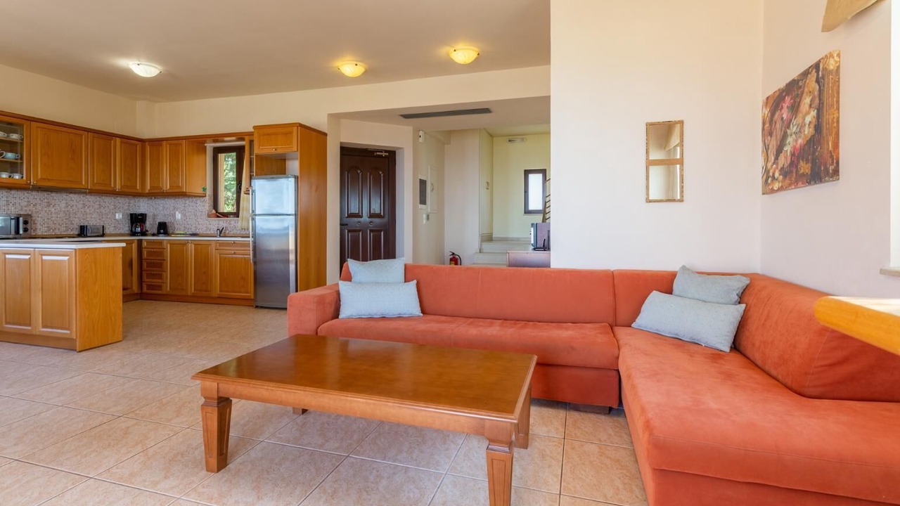 Photo of Livingroom in Roussospiti